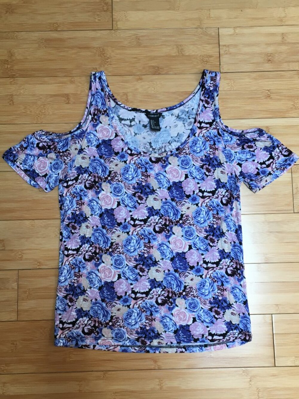 NWOT Forever 21 Floral Print Short Sleeve Cold Shoulder Top